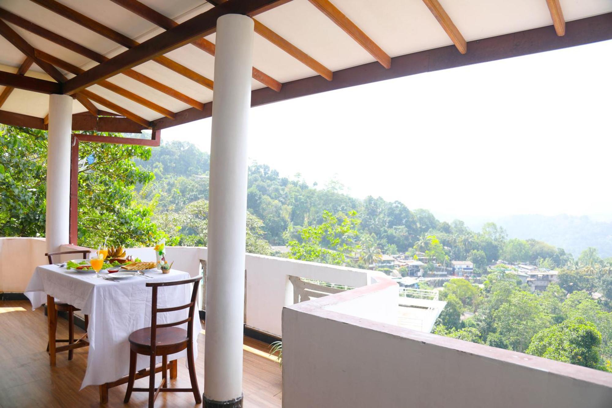 Mountain Bliss Villa Peradeniya Ngoại thất bức ảnh