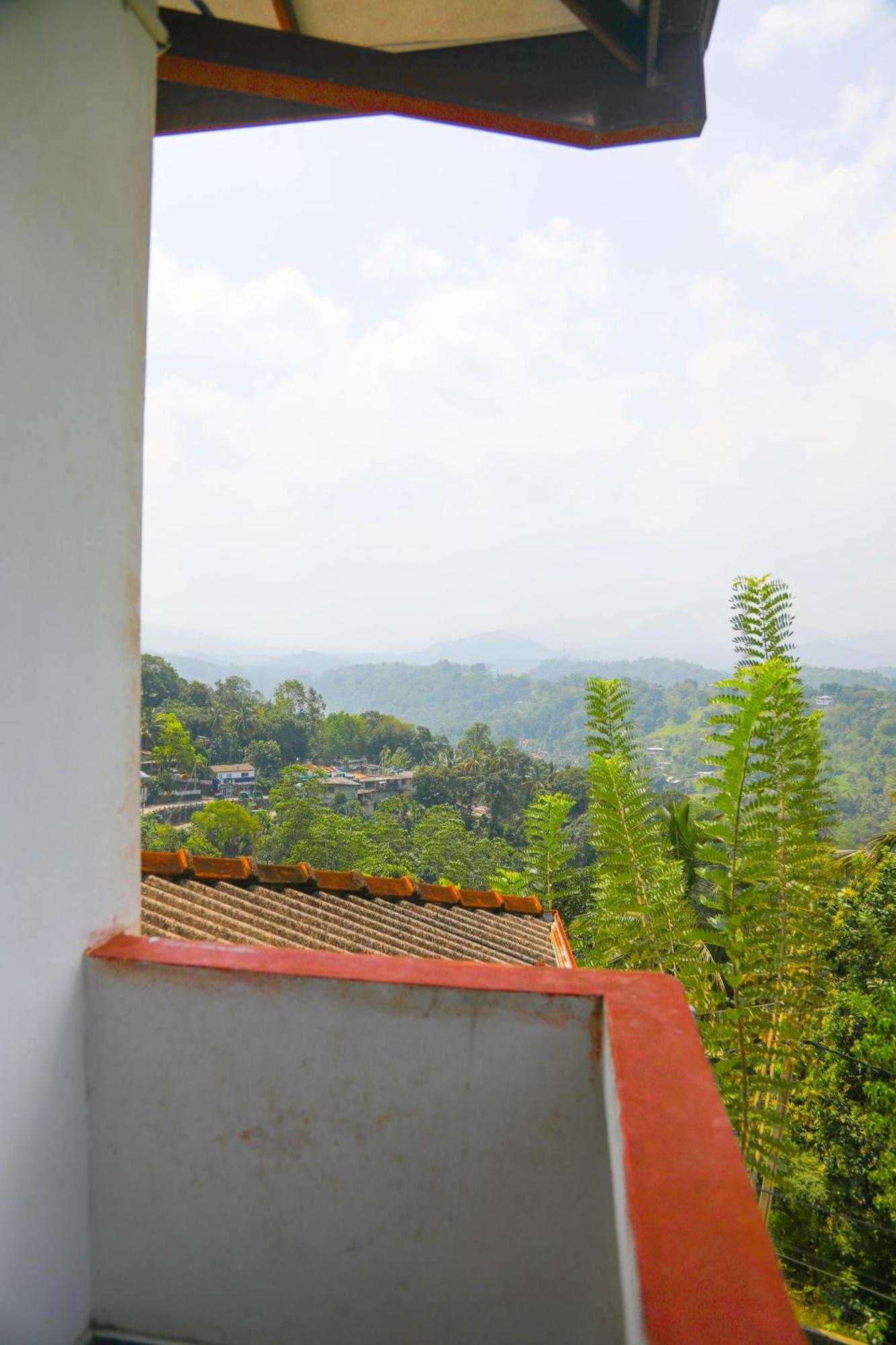 Mountain Bliss Villa Peradeniya Ngoại thất bức ảnh
