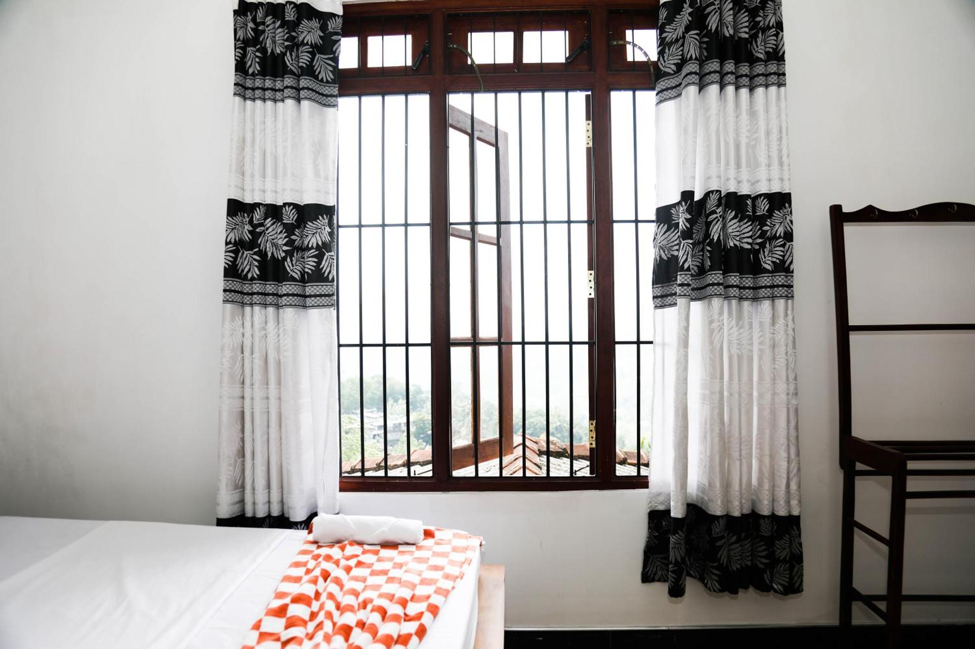 Mountain Bliss Villa Peradeniya Ngoại thất bức ảnh