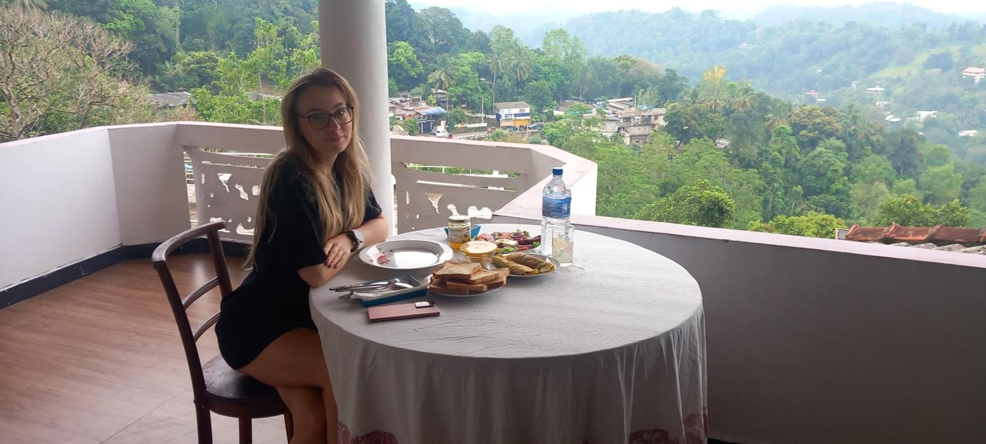 Mountain Bliss Villa Peradeniya Ngoại thất bức ảnh